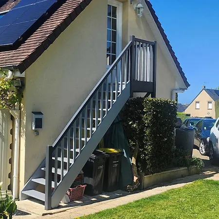 With Garden And Terrace Apartamento Blonville-sur-Mer